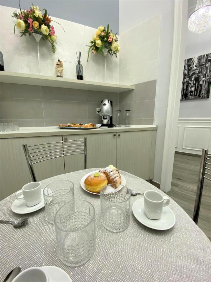 Bed and Breakfast I Decumani Nápoles Exterior foto